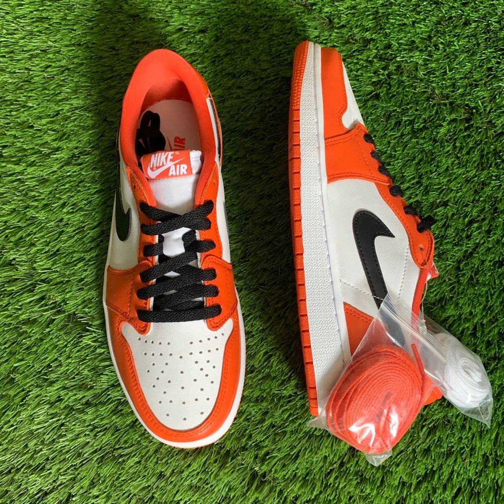 Nike Air Jordan 1 Low OG Starfish size 8.5 Mens / 10 Womens